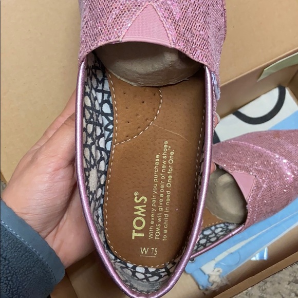 TOMS pink glitter size 7.5 - Picture 5 of 5